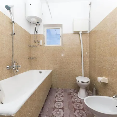 Apartamento Beautiful In Kastel Stafilic *