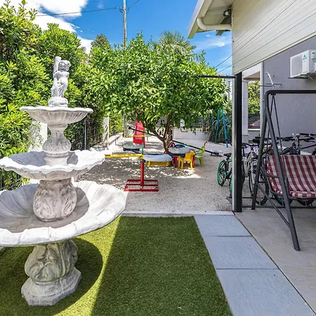 Beautiful In Kastel Stafilic *