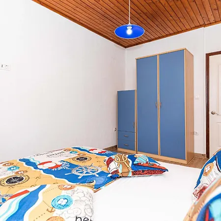 Apartamento Beautiful In Kastel Stafilic